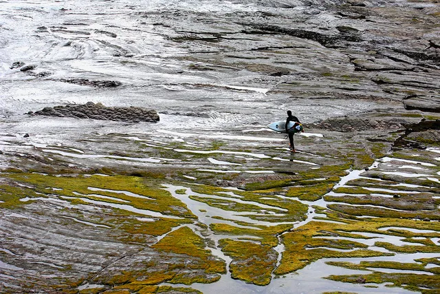 5 playas nudistas de Bizkaia, quitemonos la ropa y tomemos el sol.